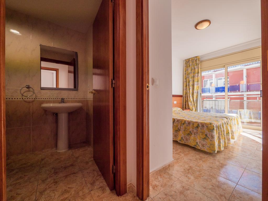 Apartaments Ar Easy Santa Anna II Lloret de Mar Kültér fotó